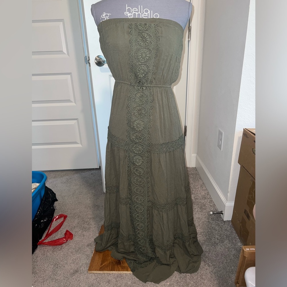 Justify Green Strapless Tiered Sundress